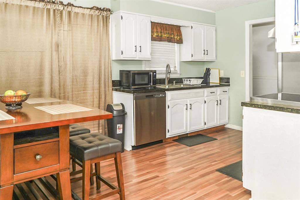 Corporate Stay - Room B