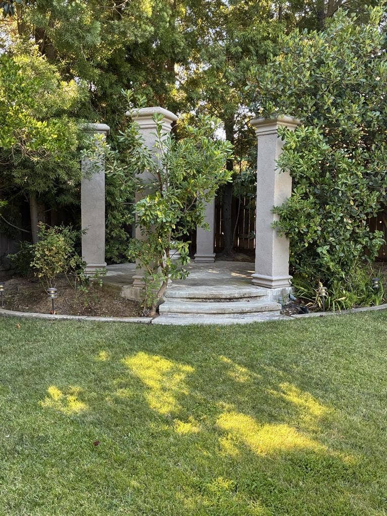 Lakeside Room Available, Elk Grove