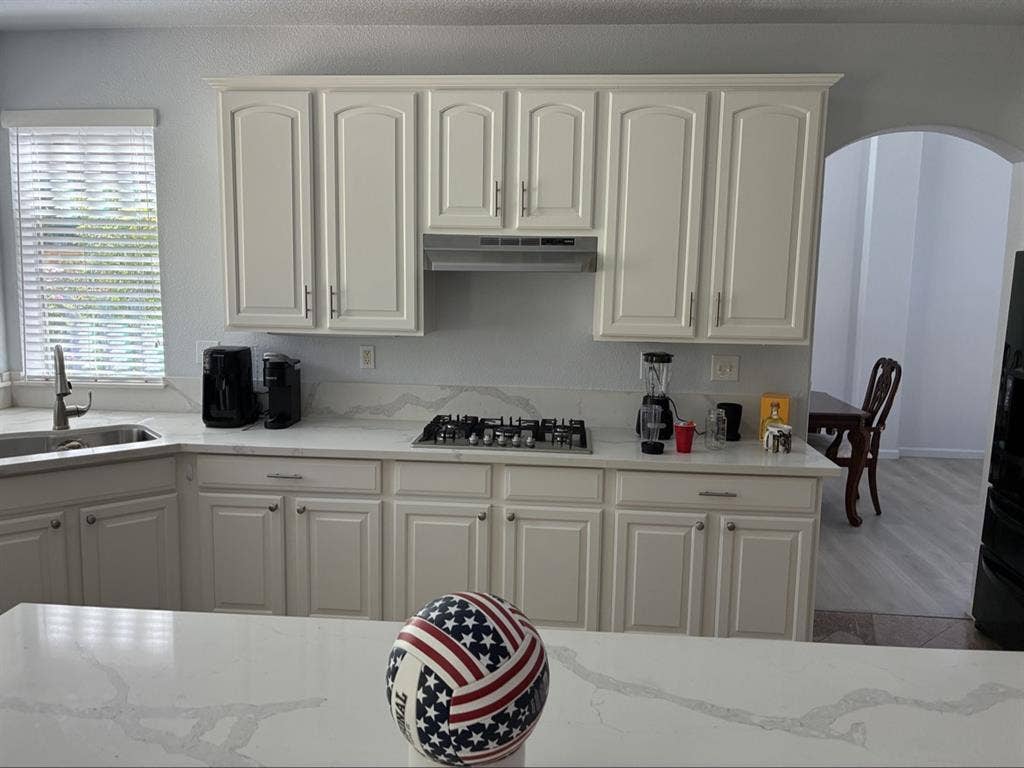 Lakeside Room Available, Elk Grove