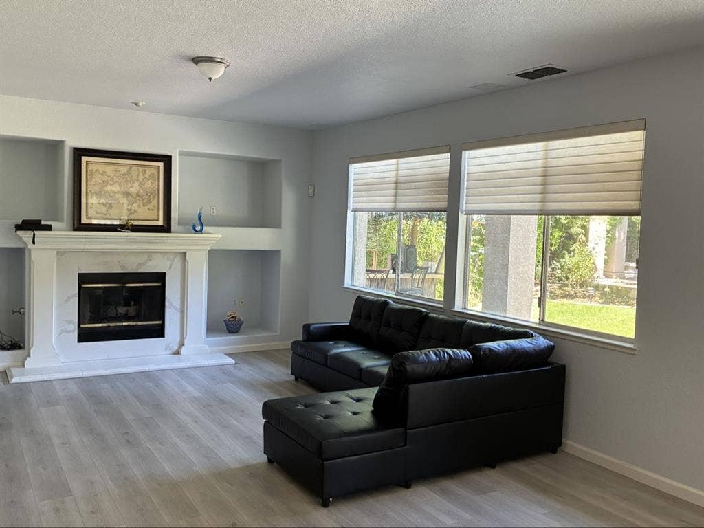 Lakeside Room Available, Elk Grove