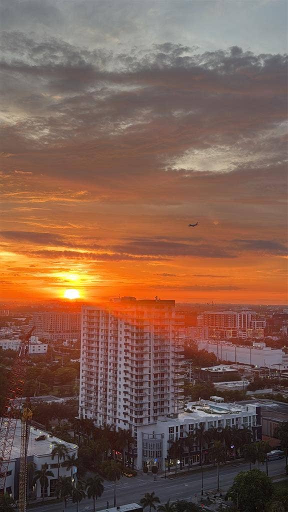 Looking for a roommate 2b/2b Miami