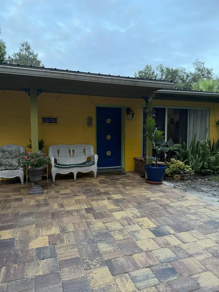 Great location, quiet street