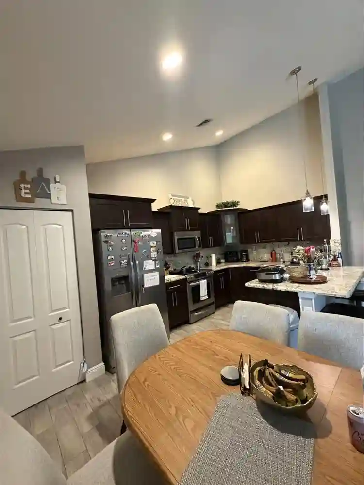Looking for a roommate