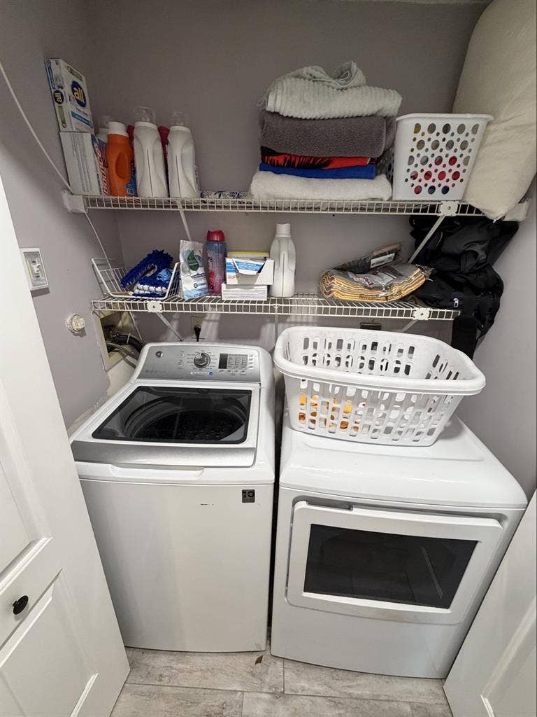 Looking for a roommate