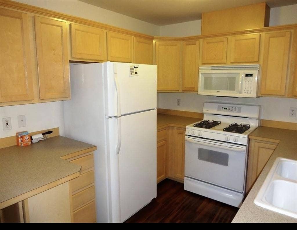 Room Available Green Lake