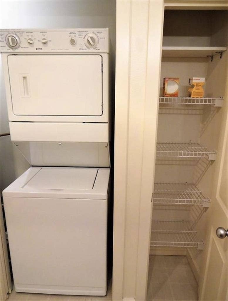 Room Available Green Lake