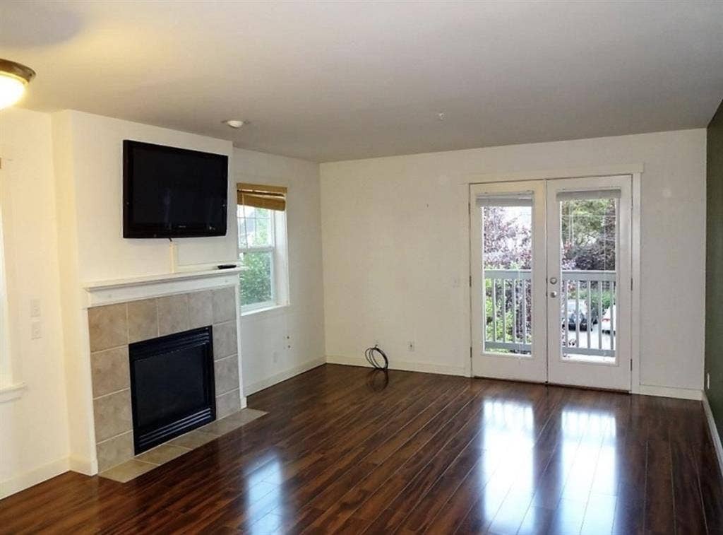 Room Available Green Lake