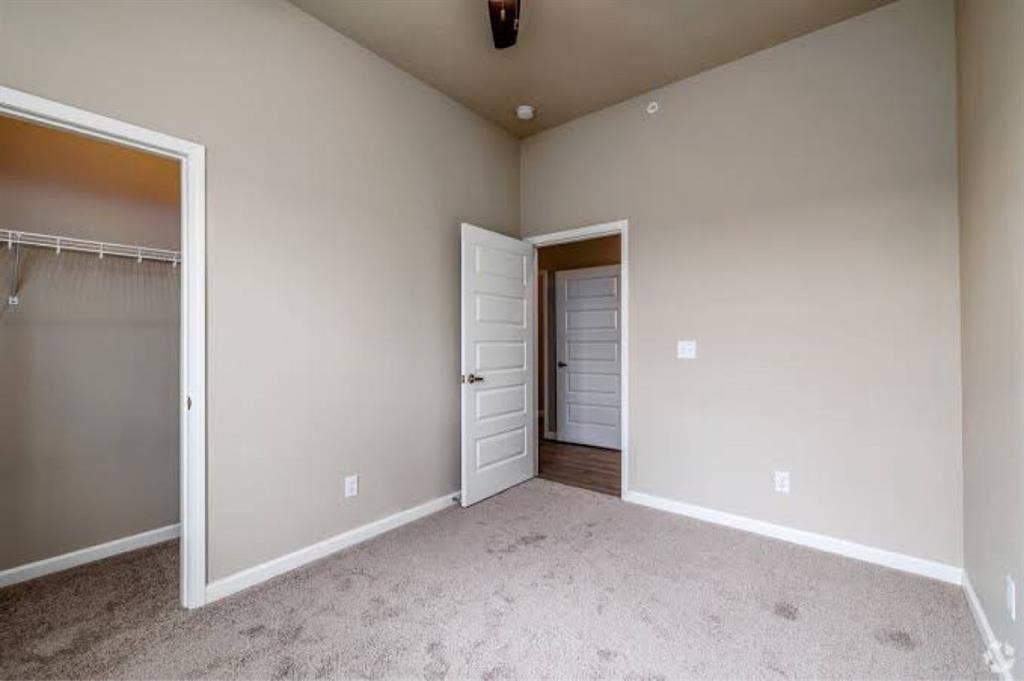 Master Room Ozark Mo