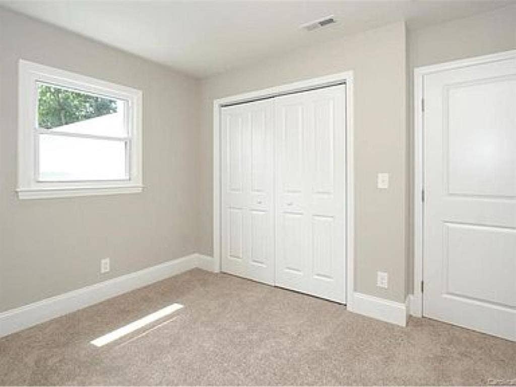 Near Noda $900 Utilities Included