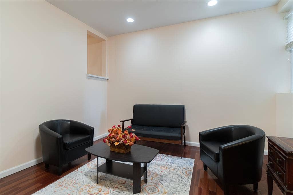 Furnished Room