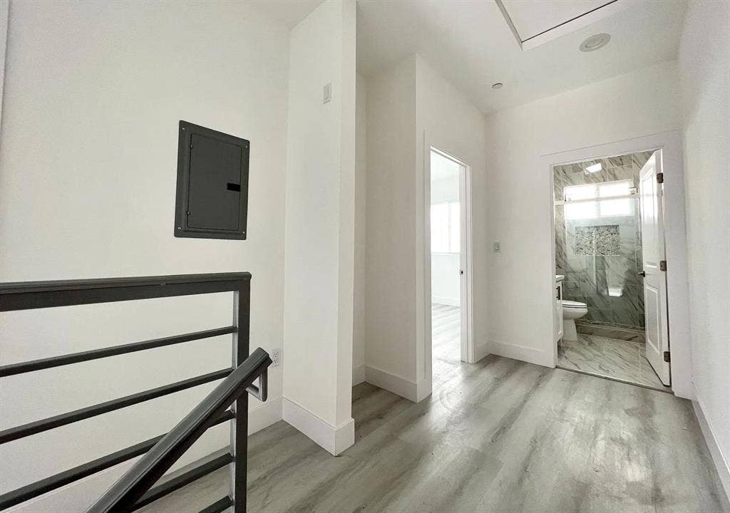 Master Bedroom In DTLA