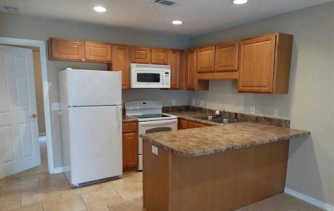 Female Roommate Wanted