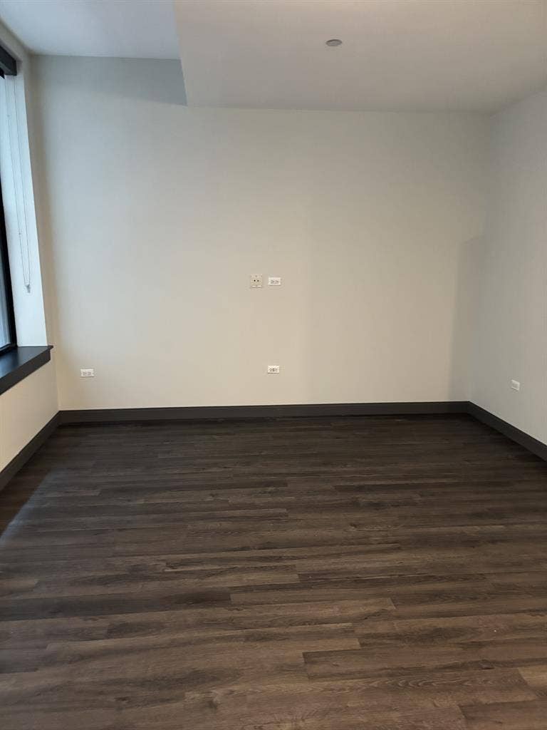 Studio Sublet in the Loop