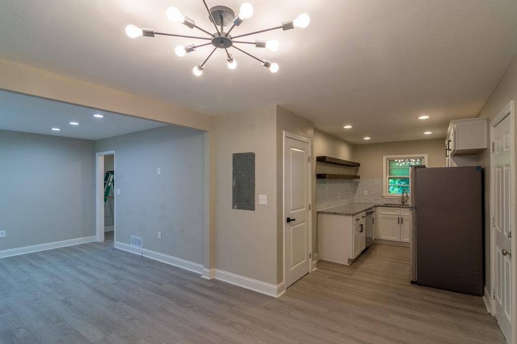 Furnished Room Near Atlanta