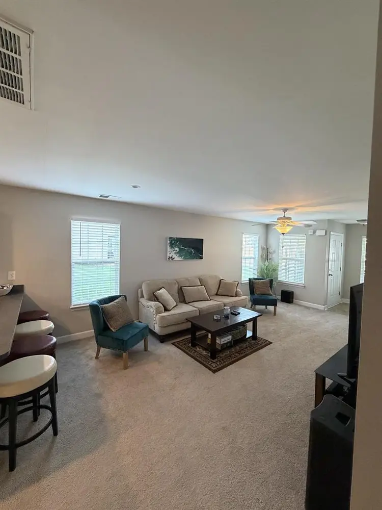 *Townhouse Room for Rent Lake Wylie