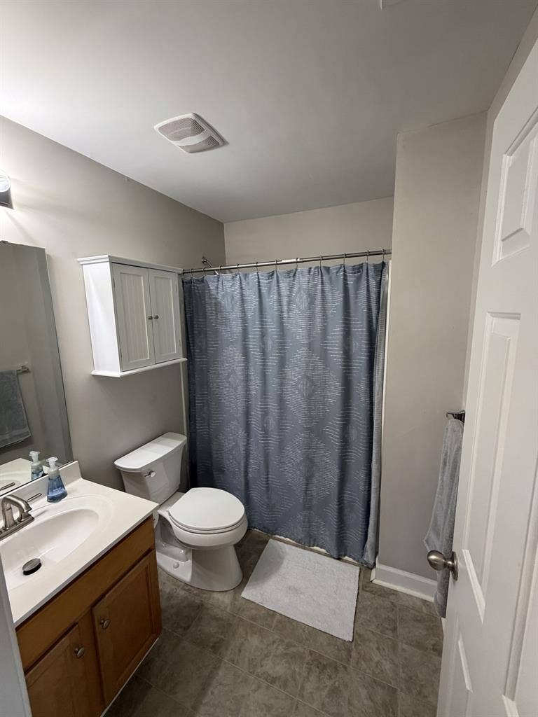 *Townhouse Room for Rent Lake Wylie