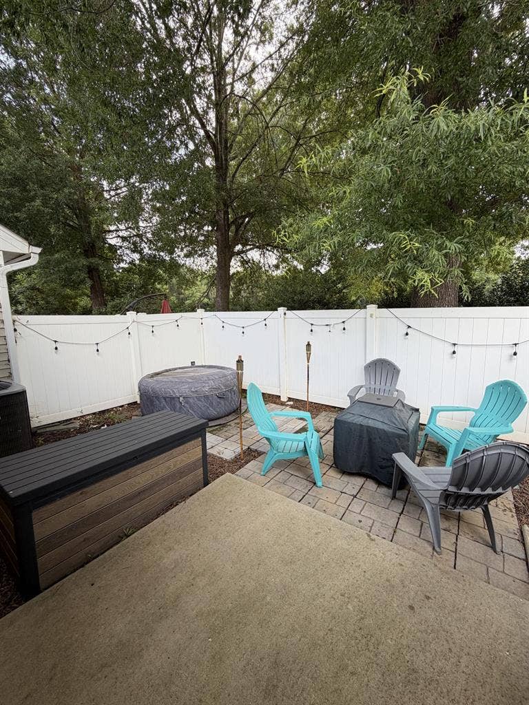 *Townhouse Room for Rent Lake Wylie