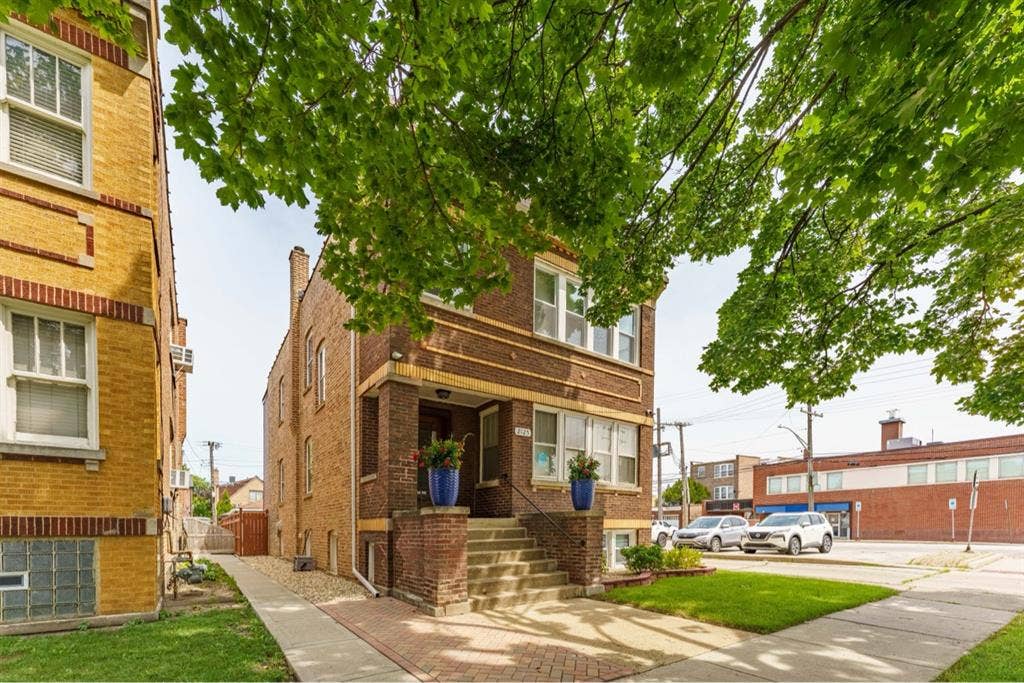 Rental in Berwyn