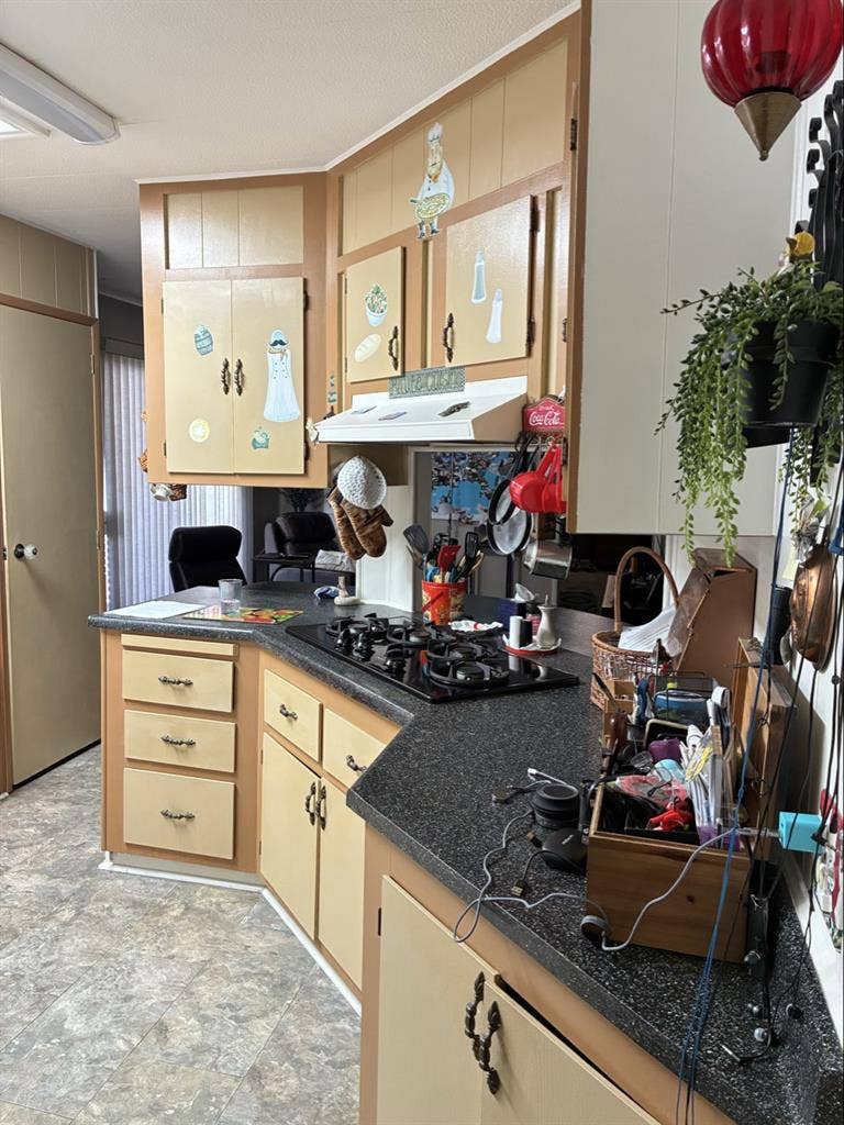 Room for rent in over 55 community
