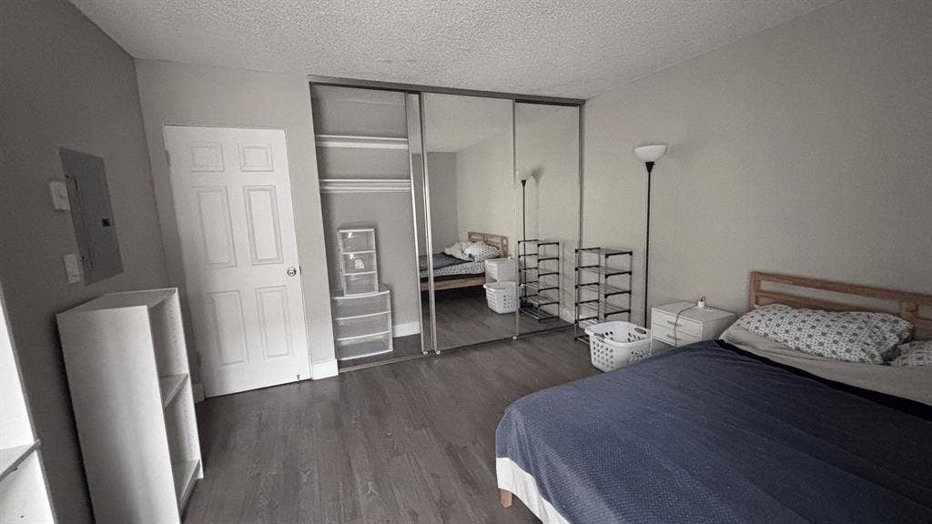 Private 1Br/Ba in 2Br/Ba Apartment
