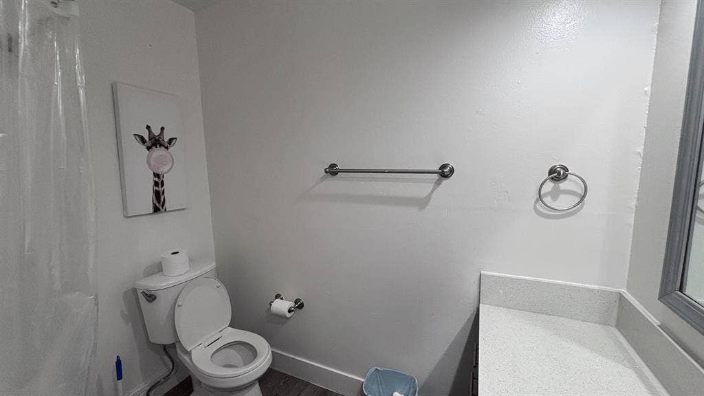 Private 1Br/Ba in 2Br/Ba Apartment