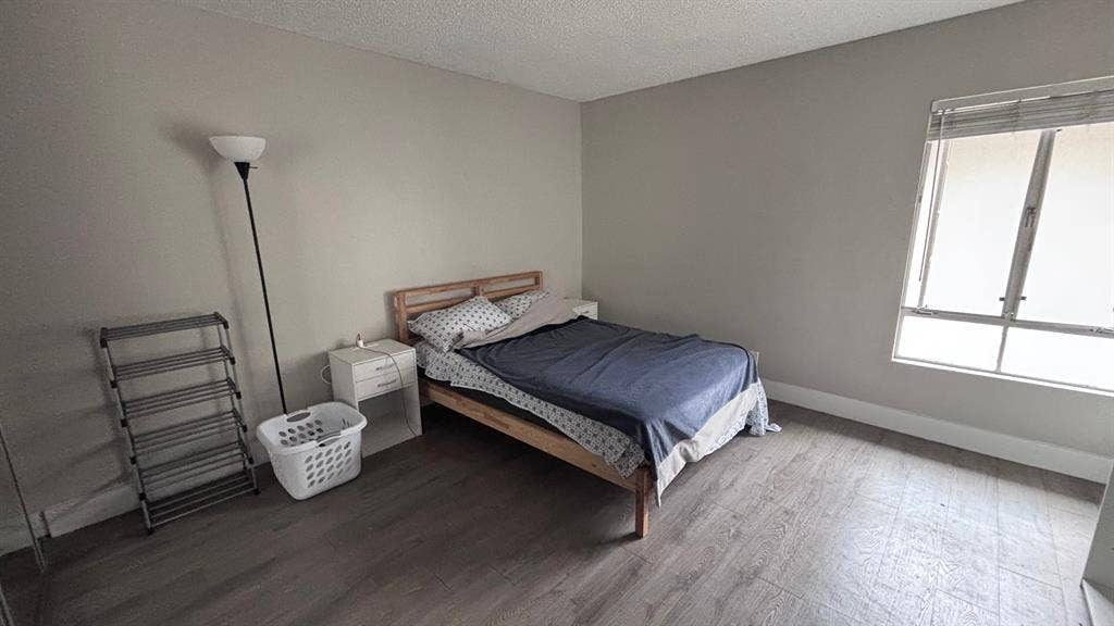 Private 1Br/Ba in 2Br/Ba Apartment