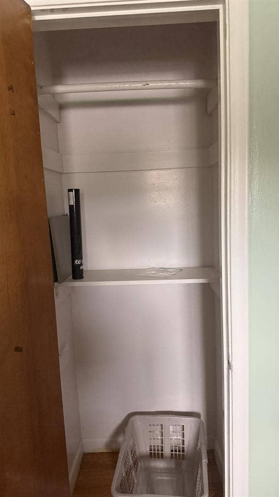 2 private rooms for rent