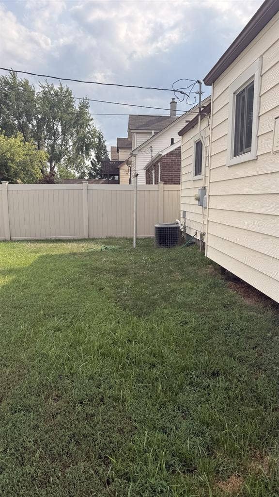 2 private rooms for rent