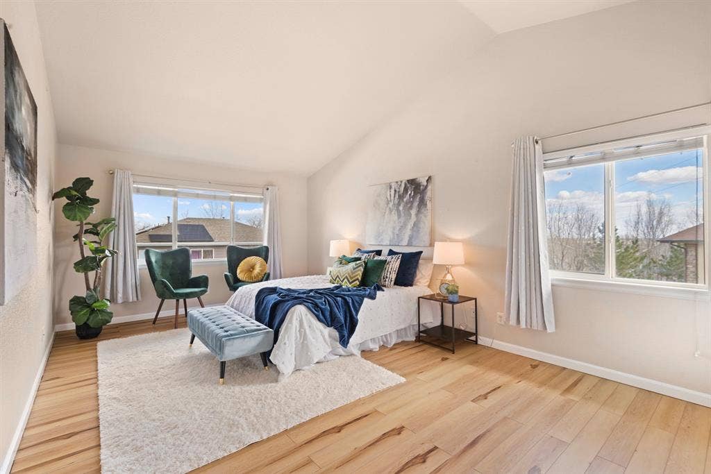 Private master suite, gated, $1200