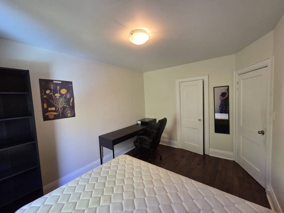 Furnished room for rent