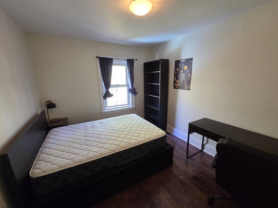Furnished room for rent