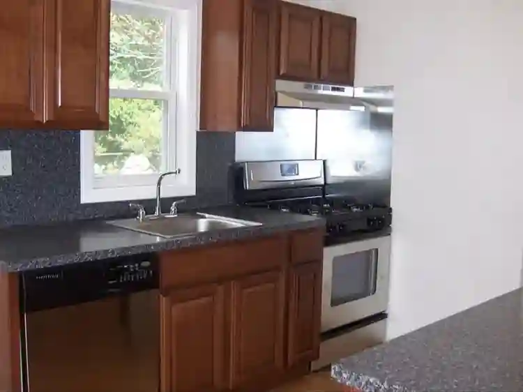 Room for rent 15 minutes from NYIT
