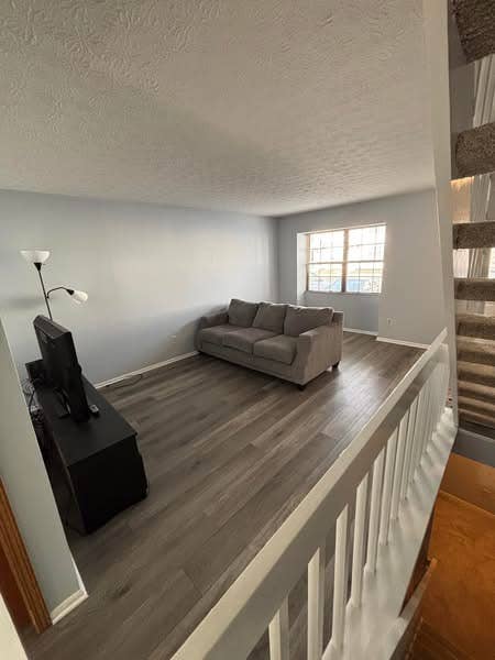 Looking for a Roommate - Townhouse