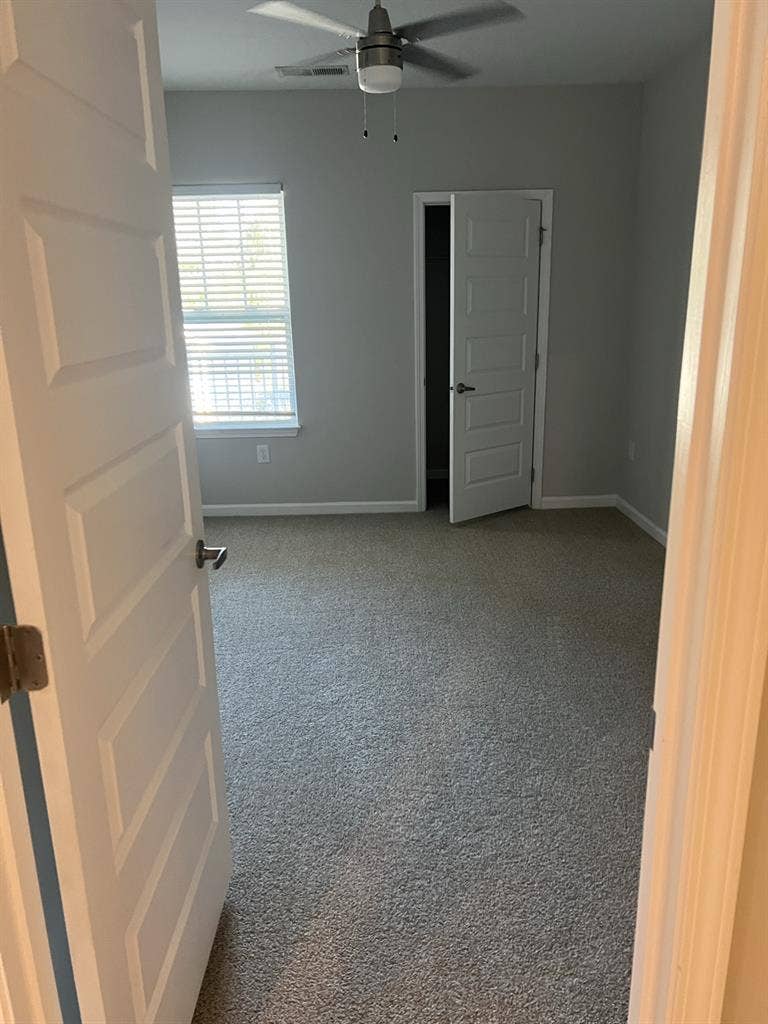 Private room and bathroom