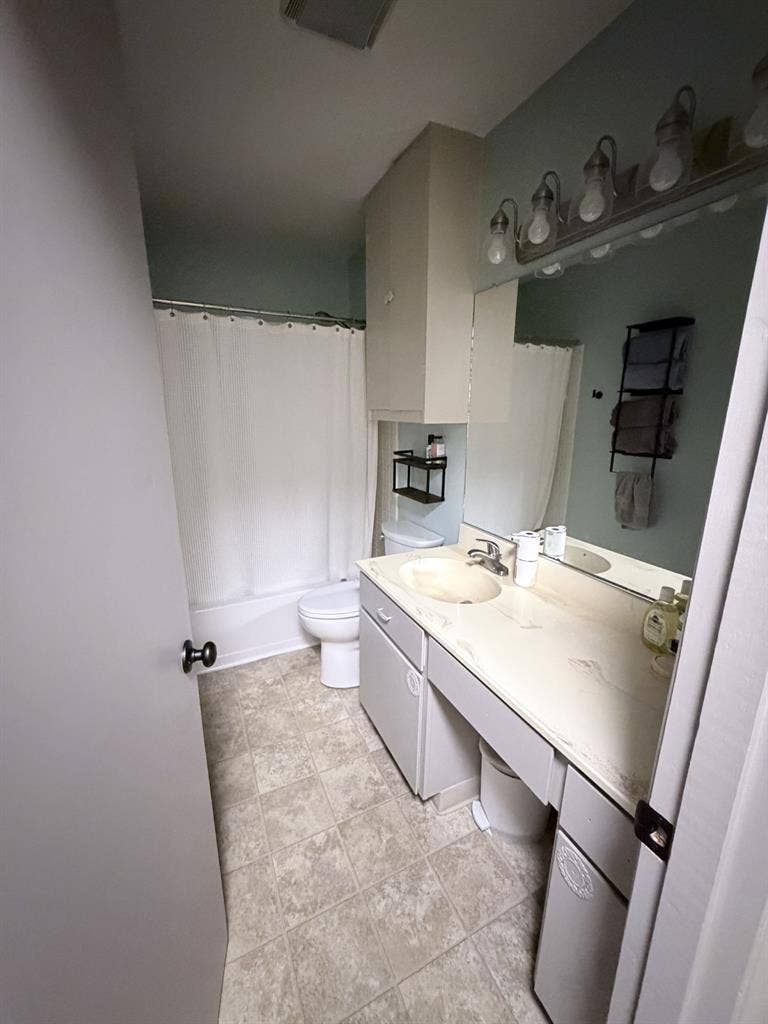 2 Private Rooms in Gresham Home