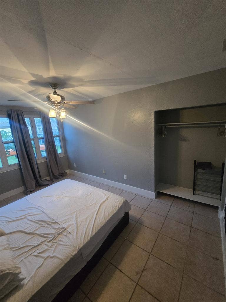 Room available for 1 person