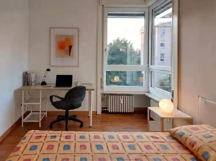Bright, cozy single room - Citylife