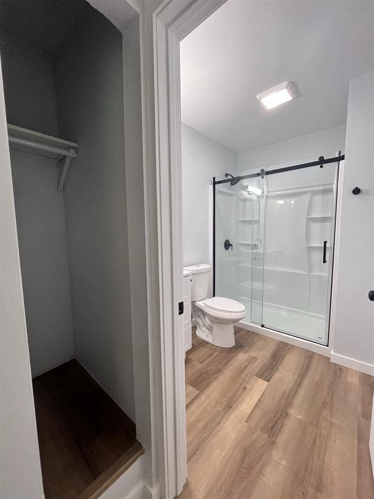Prime location- Private Room!