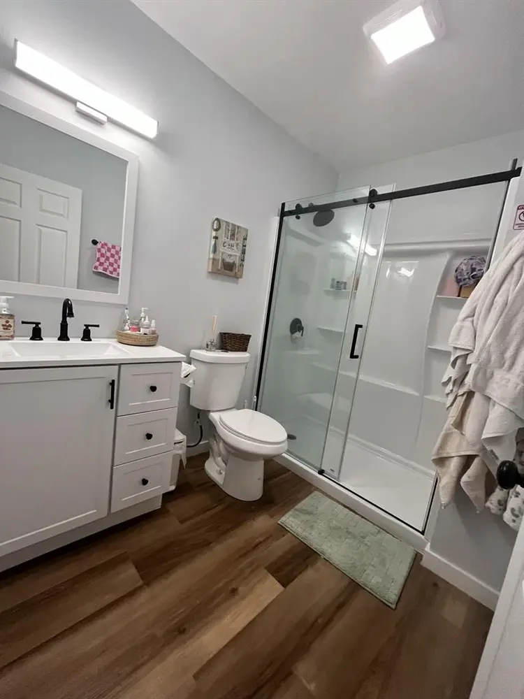 Prime location- Private Room!