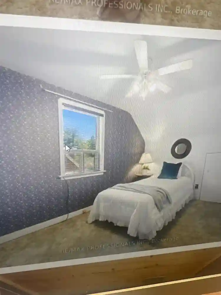Two rooms available in 3 bedroom