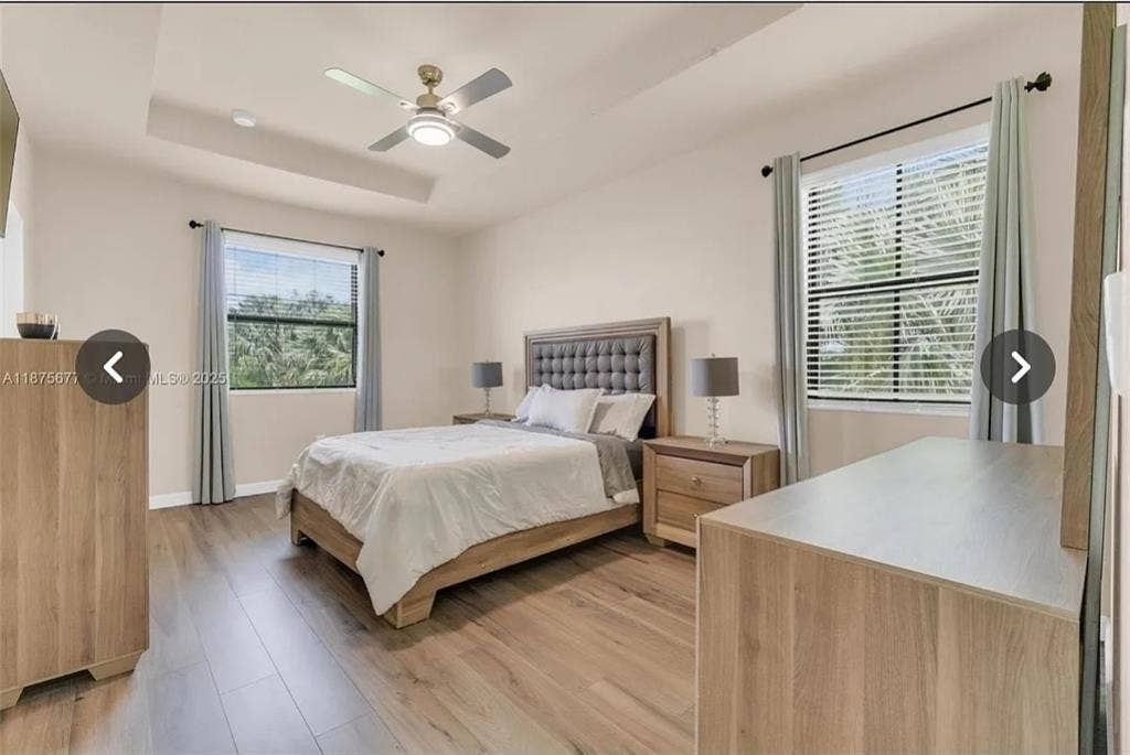 SPACIOUS FURNISHED MASTER BEDROOM