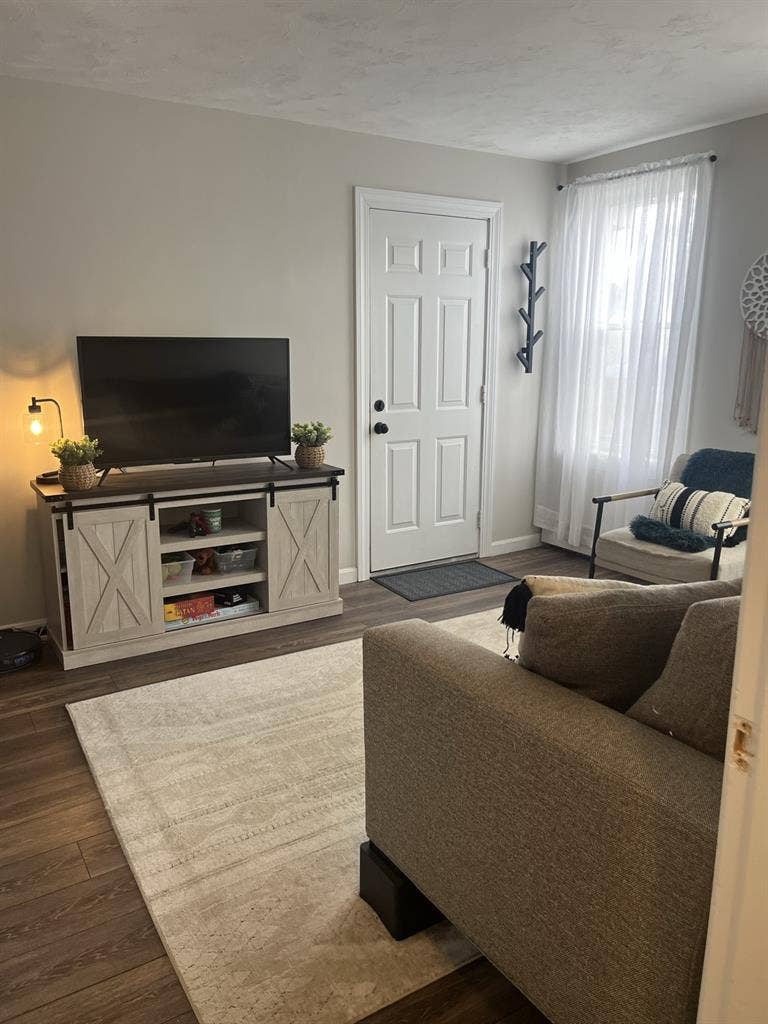 Looking for a Roommate!