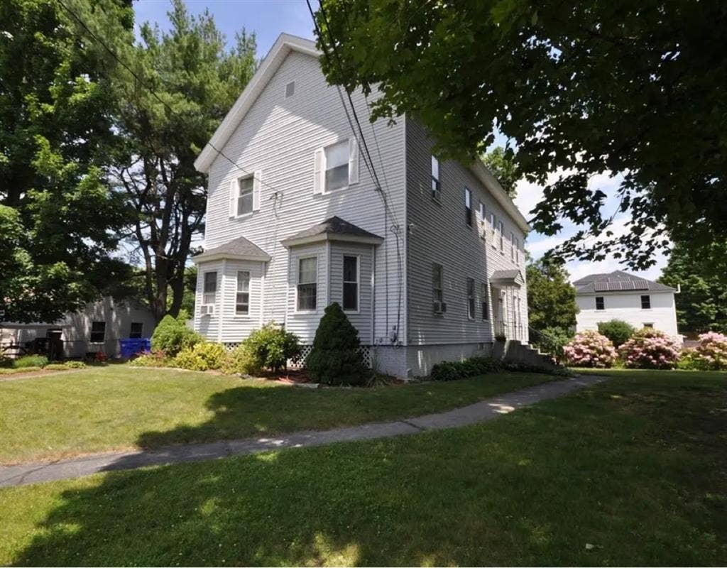 Looking for a Roommate!