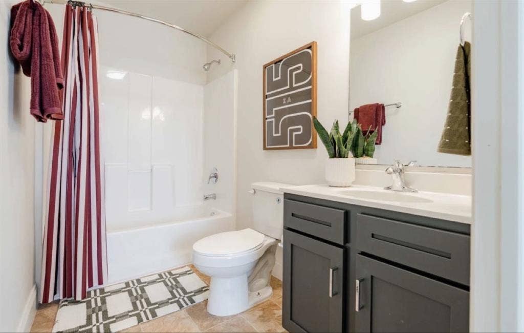 CopperBeech Townhome - 2 bedroom