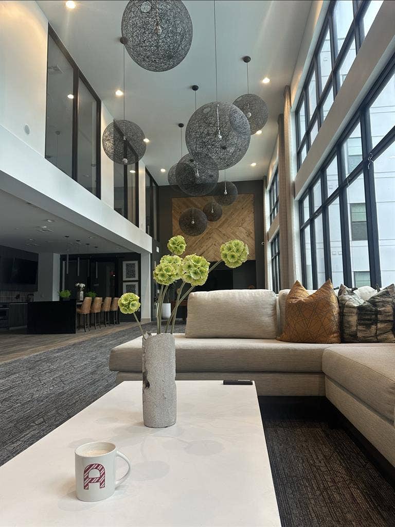 Studio Apartment in the Med Center
