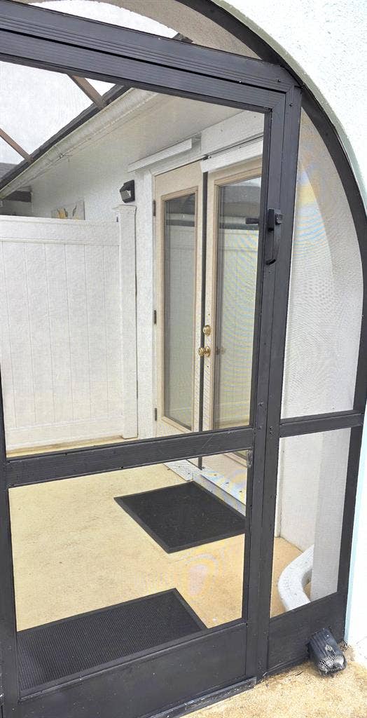 Large Studio in West Boca Raton