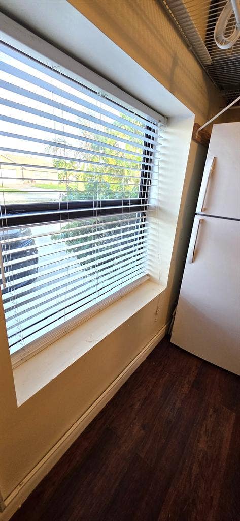 Large Studio in West Boca Raton