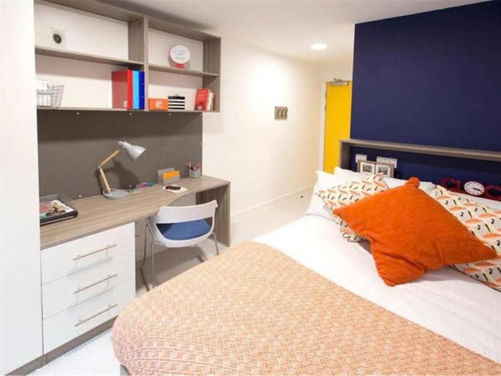 En-suite room