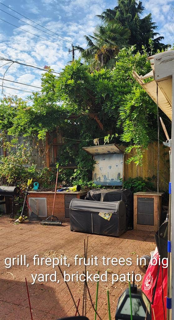 Large West Seattle House seeks 3rd