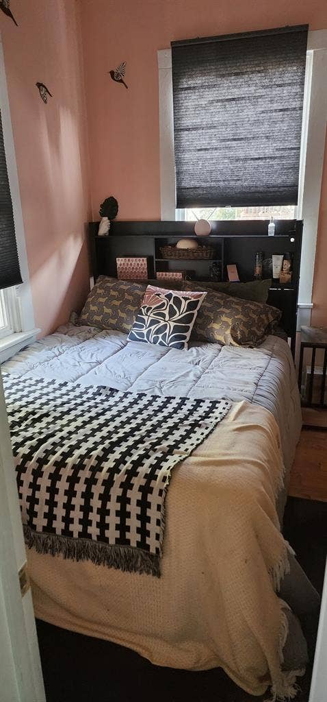 Large West Seattle House seeks 3rd